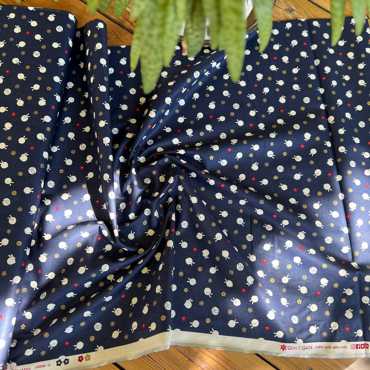 Little Bunnies on Navy | Metallic