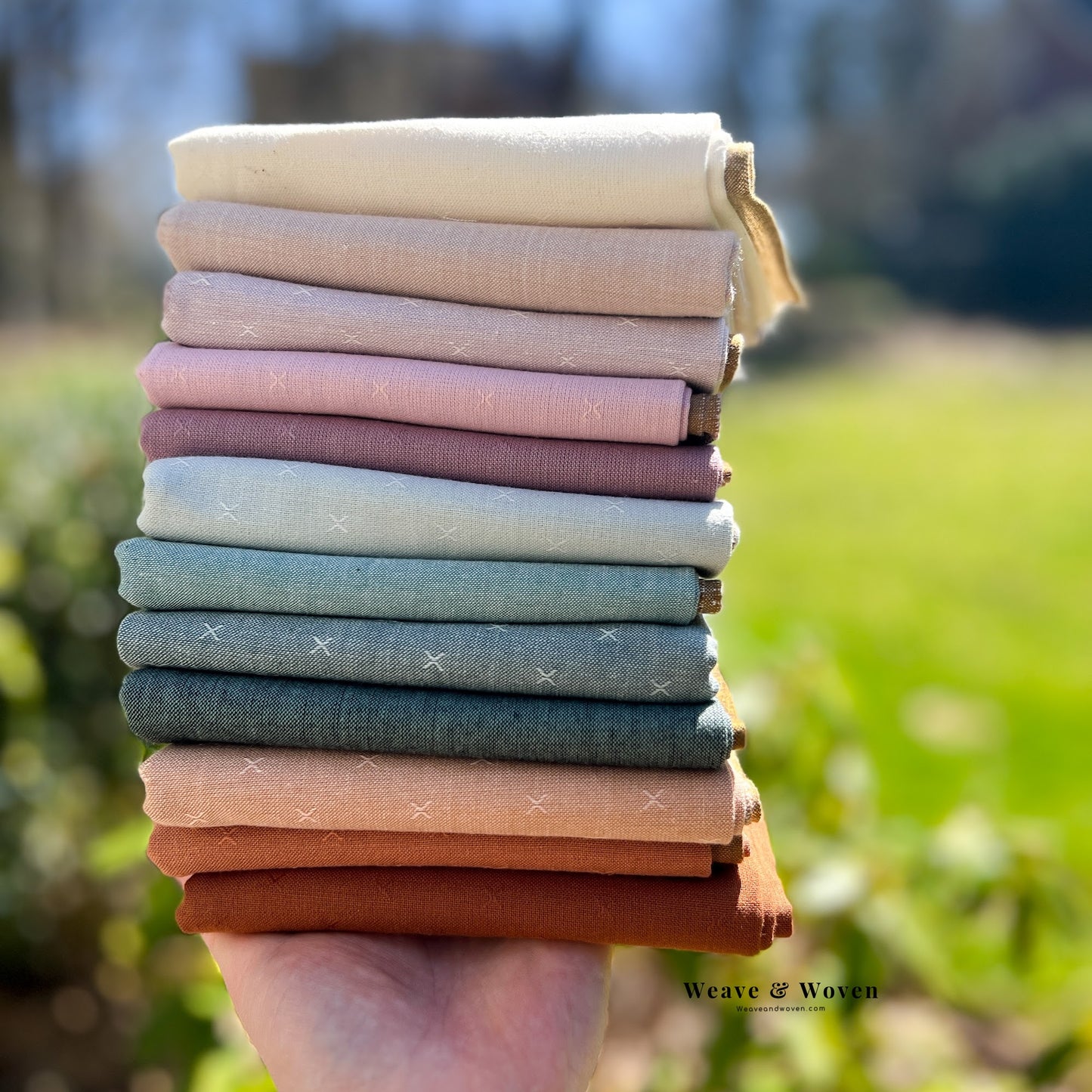 Magnolia Tree | Fat Quarter Bundle