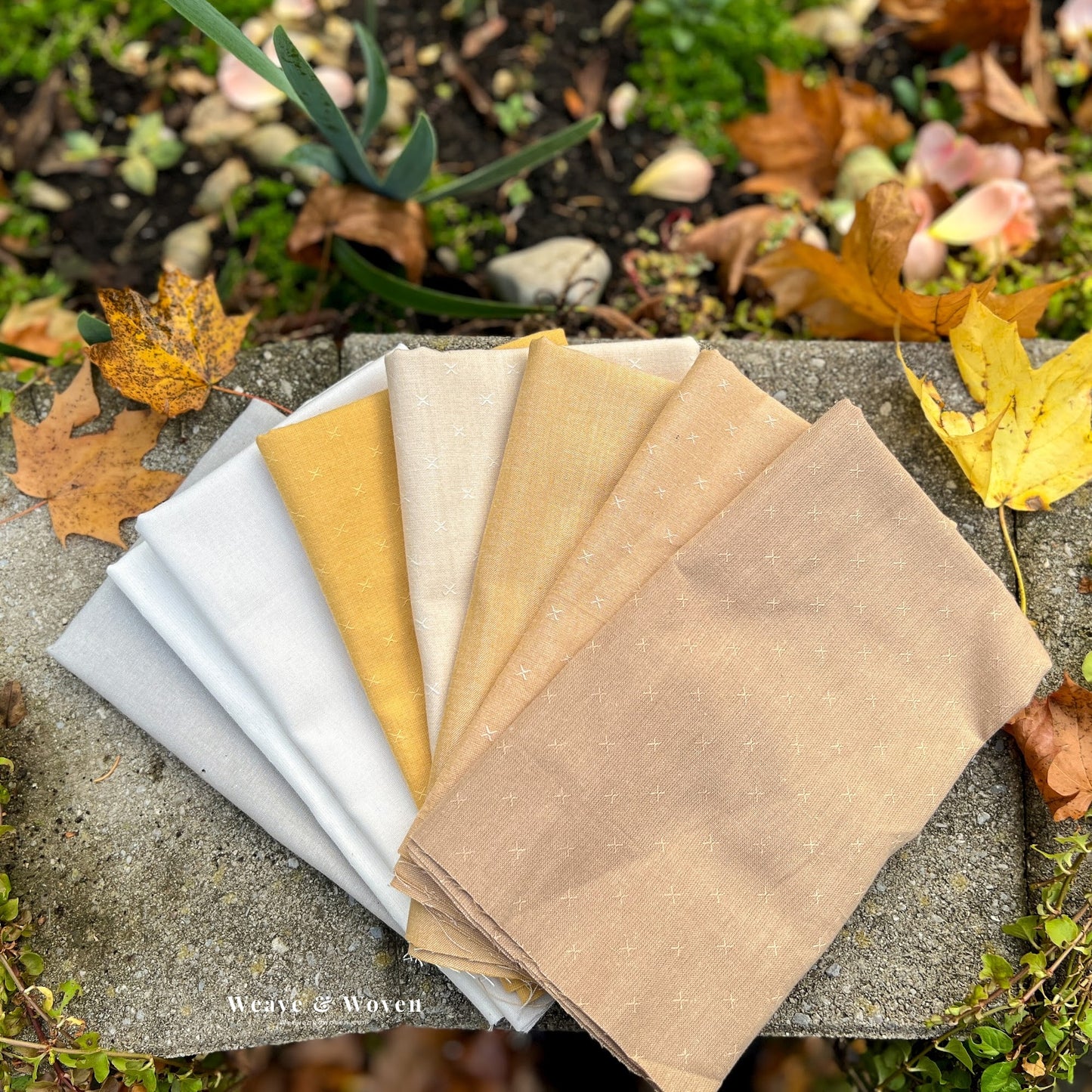 Buttercup Blossoms Woven Bundle | Fat Quarter Bundle