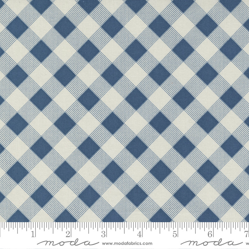 Meander Picnic Check in Navy - Weave & Woven
