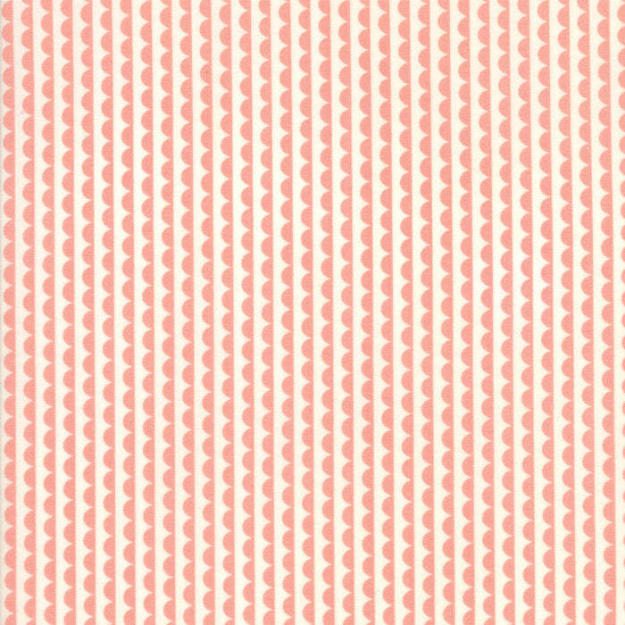 Scallop Edge in Pink - Weave & Woven