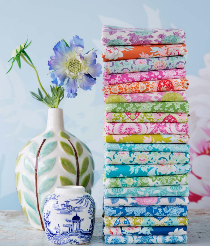 Grandma's Roses in Lilac - Weave & Woven