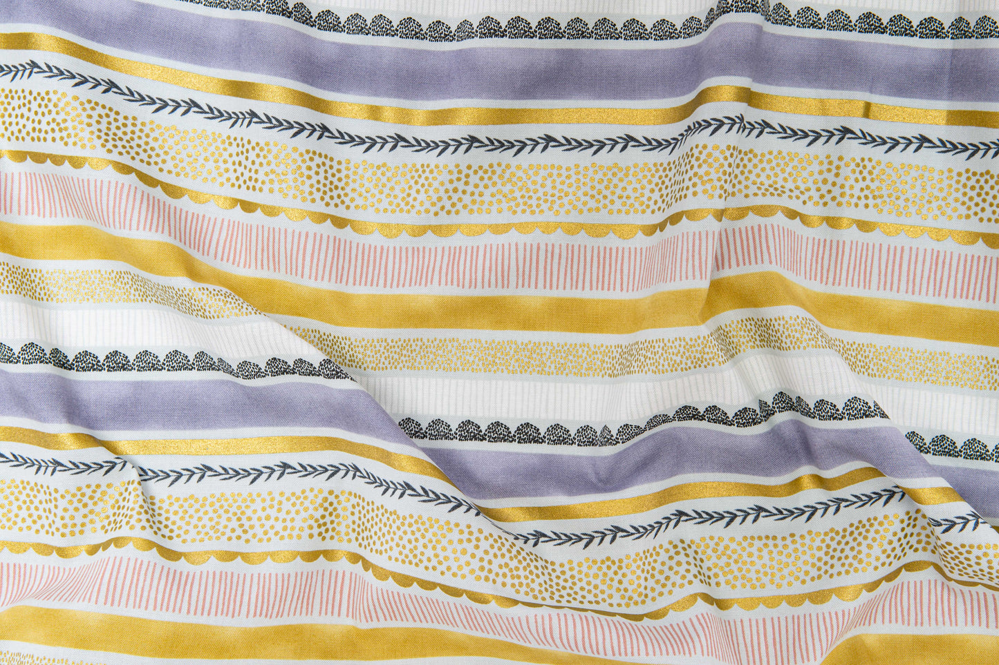 Bumble Bee in Mist | Metallic Gold - Weave & Woven