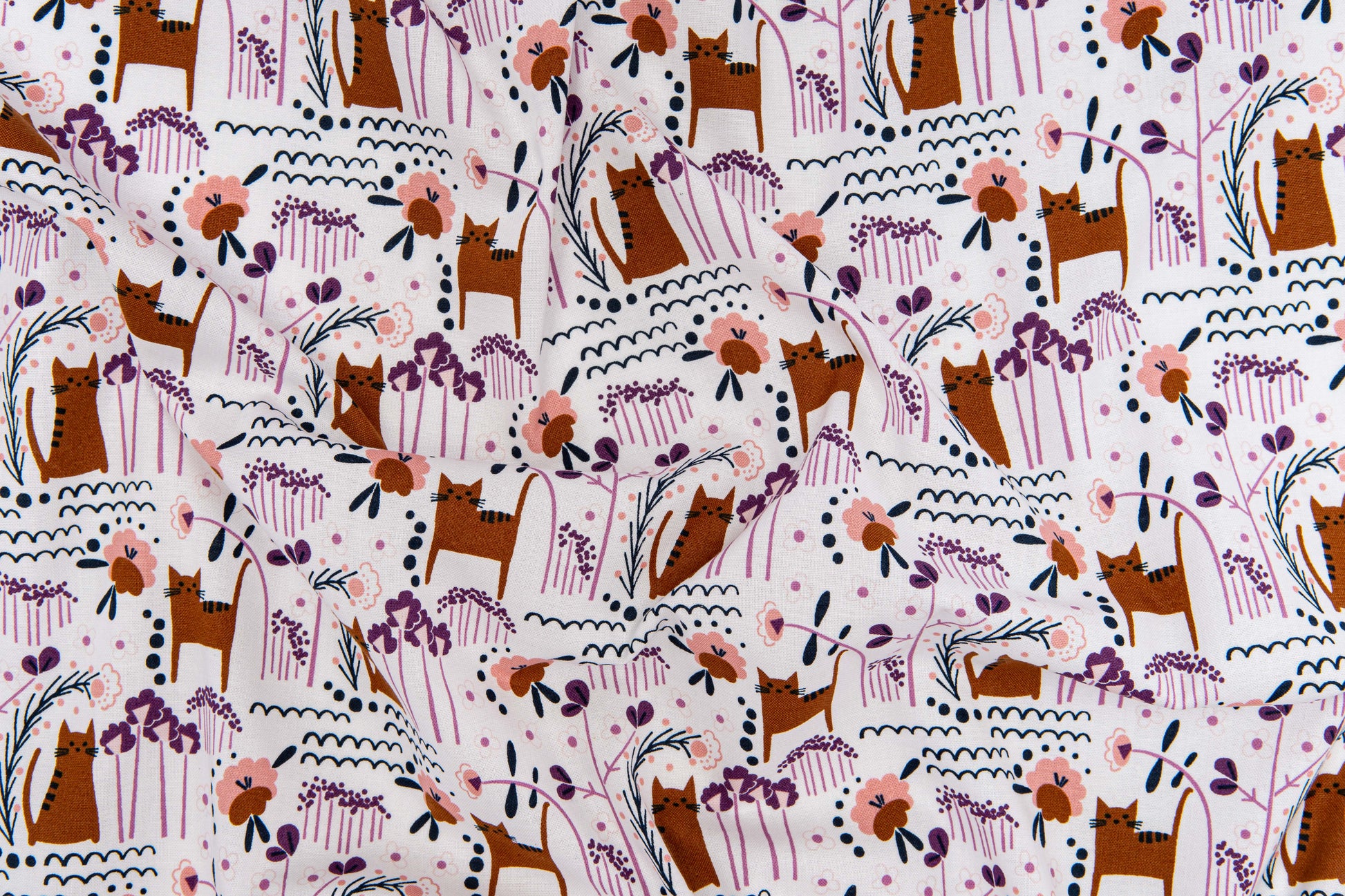 Elsies Cat in Sunset - Weave & Woven