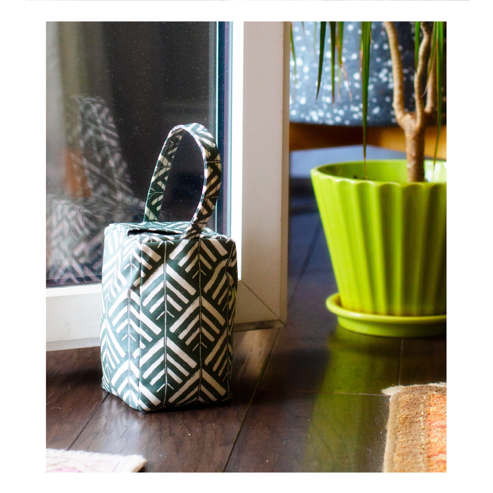 Green Arrow | Laminate - Weave & Woven