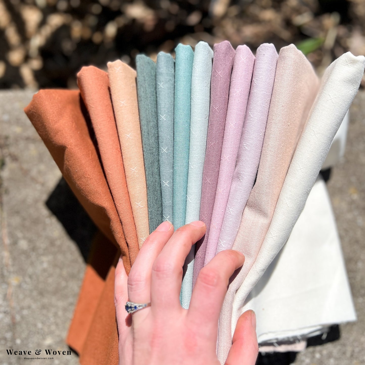 Magnolia Tree | Fat Quarter Bundle
