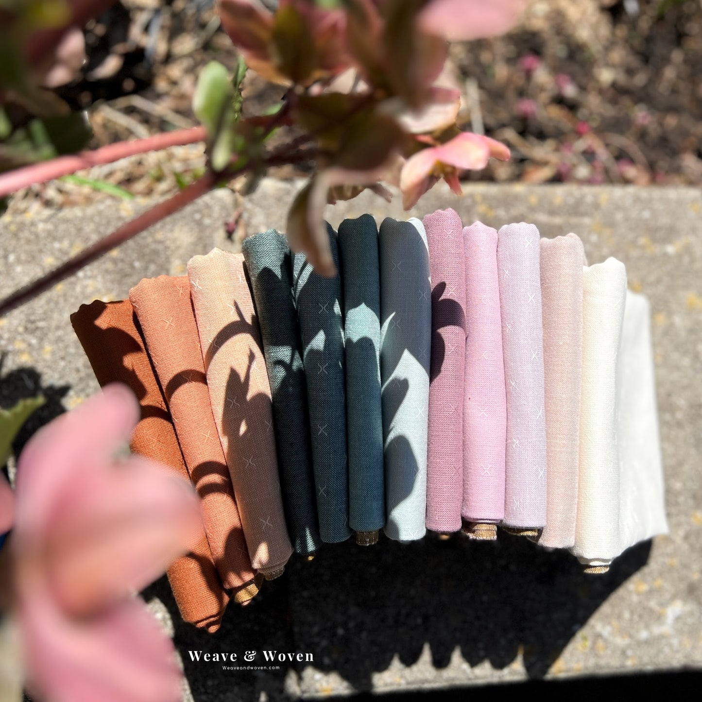 Magnolia Tree | Fat Quarter Bundle