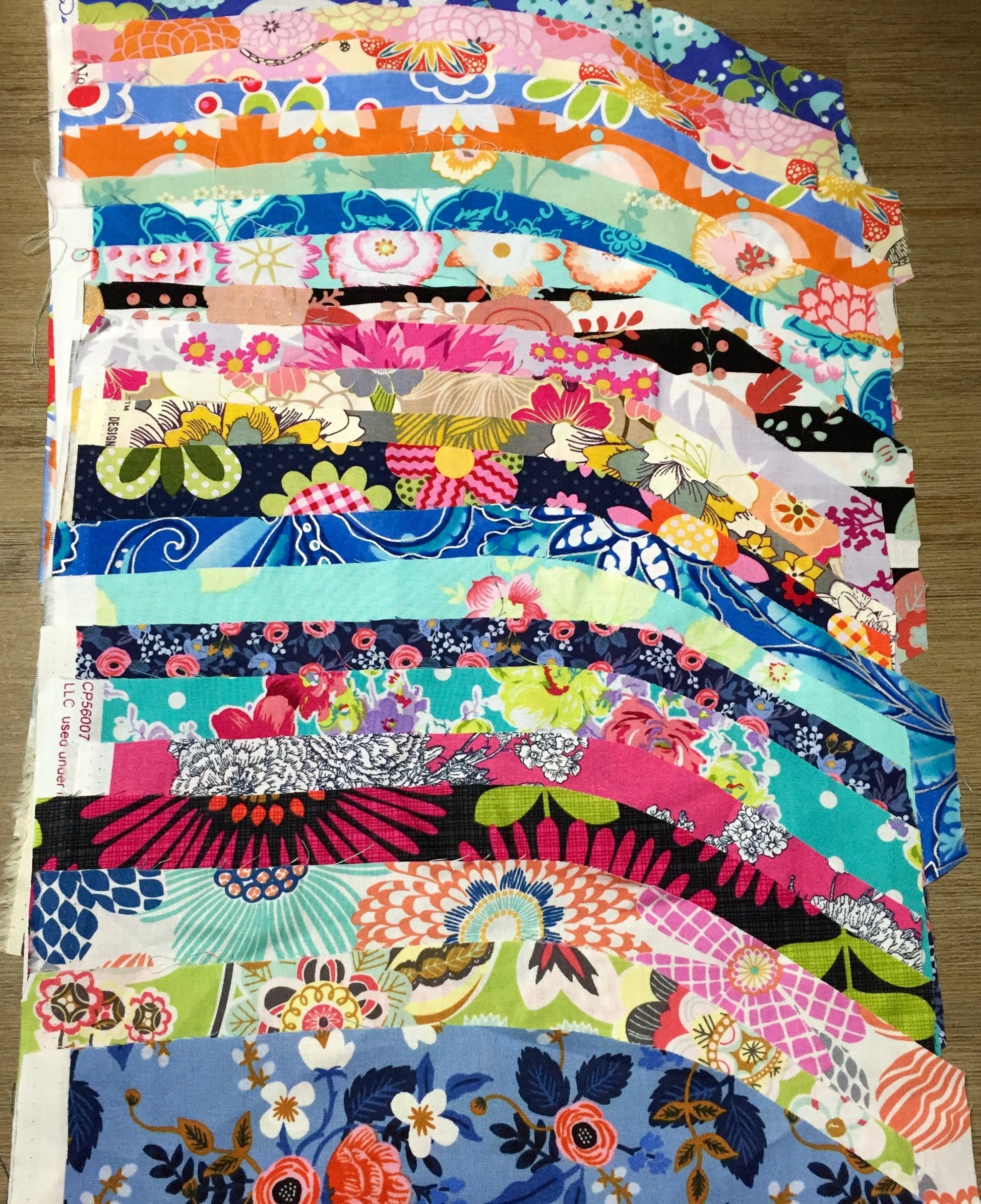 Floral Scrap Pack ~ 40 Pieces - Weave & Woven