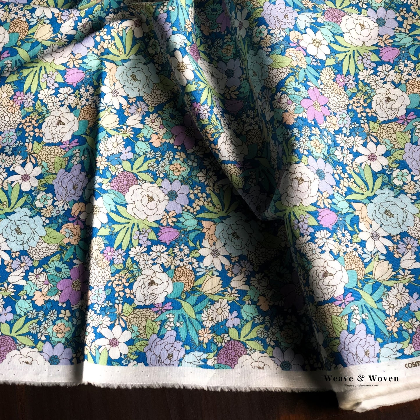 Retro Flowers in Blue | Broadcloth - Weave & Woven